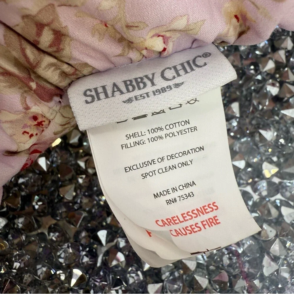 Shabby chic pillow Heart-Shaped Floral Ruffle Pillow - Pink Rose Print